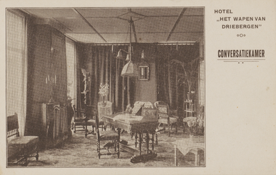 130543 Interieur van het hotel Het Wapen van Driebergen (Hoofdstraat 162) te Driebergen: de conversatiekamer.N.B. De ...